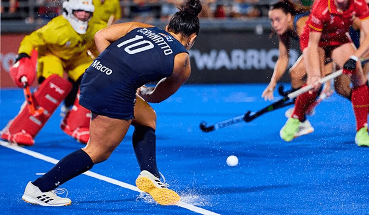 leonaS