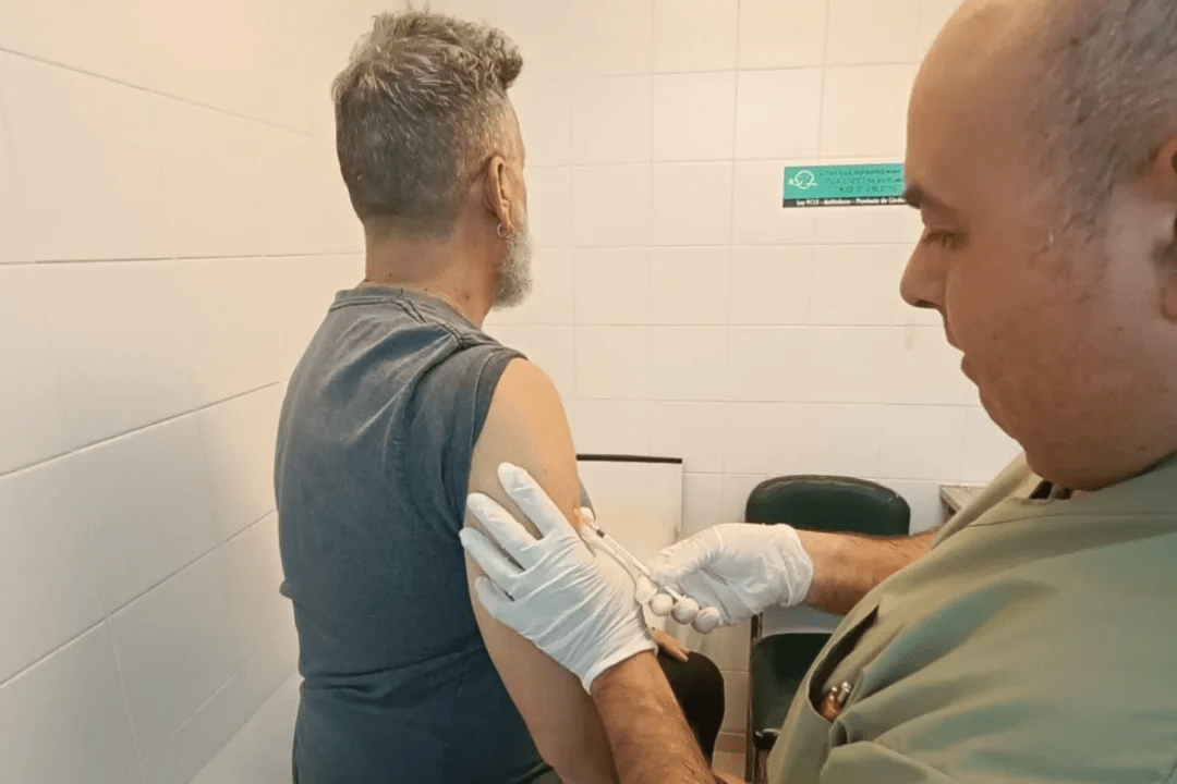 VACUNACION A PERSONAS DE 59 AÑOS POR RL DENGUE