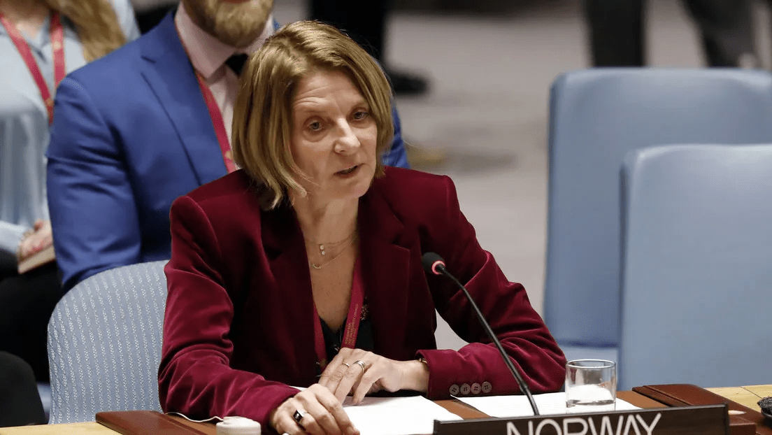 Mona Juul embajadora noruega despedida por tener vinculo con jeffrey epstein