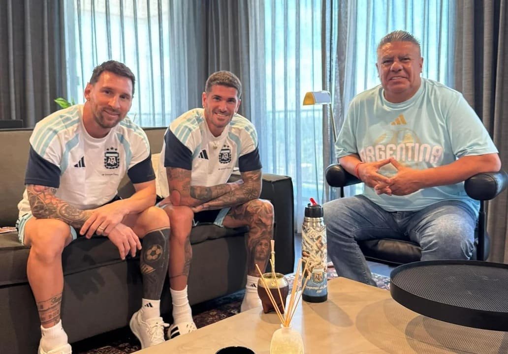 Messi, De Paul y Chiqui Tapia