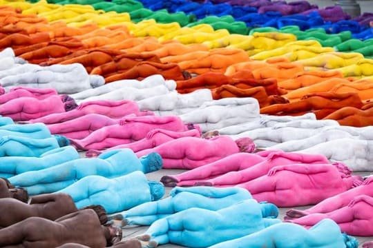 LGBT