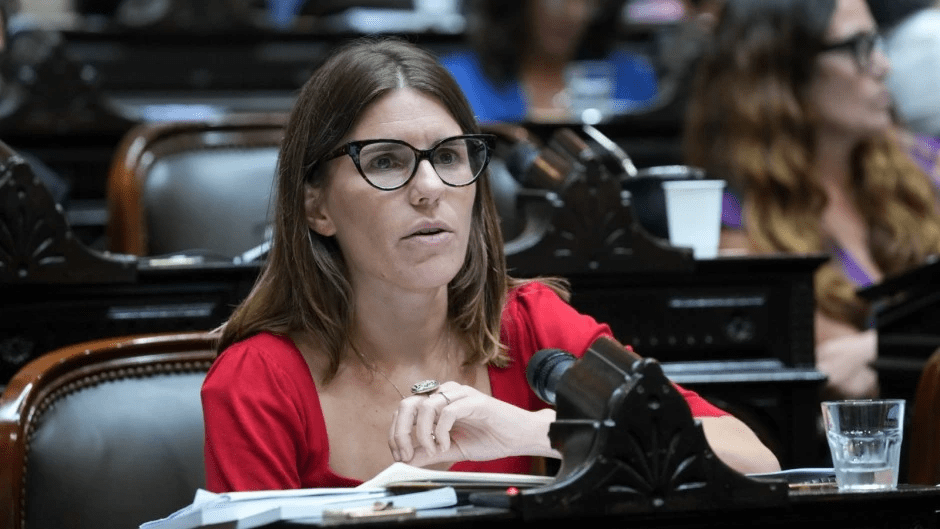 diputada Massista