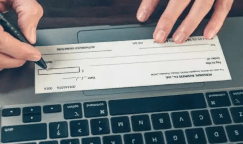 Cheque
